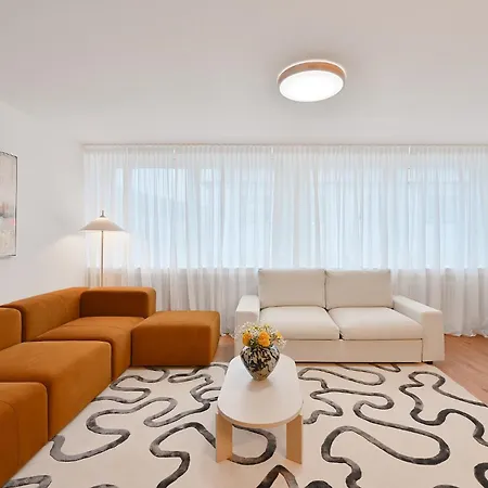 Chic And Spacious 2-room In Center Appartamento Wuppertal