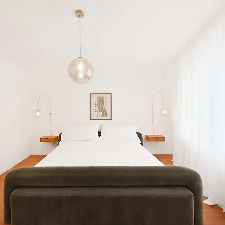 Chic And Spacious 2-room In Center * וופרטל