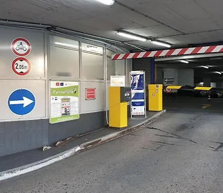 דירה Chic And Spacious 2-room In Center *