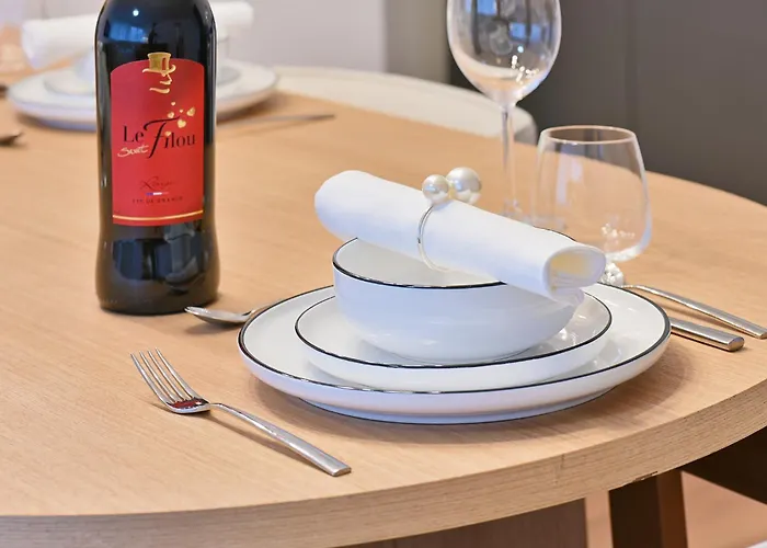 Appartement Chic And Spacious 2-room In Center *