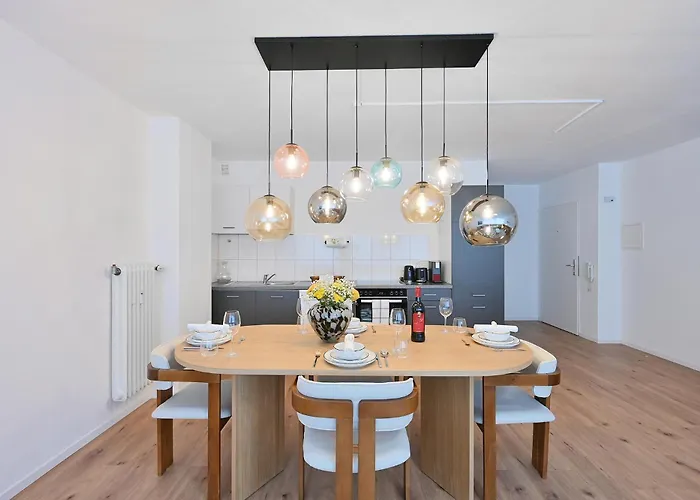 Appartement Chic And Spacious 2-room In Center Wuppertal